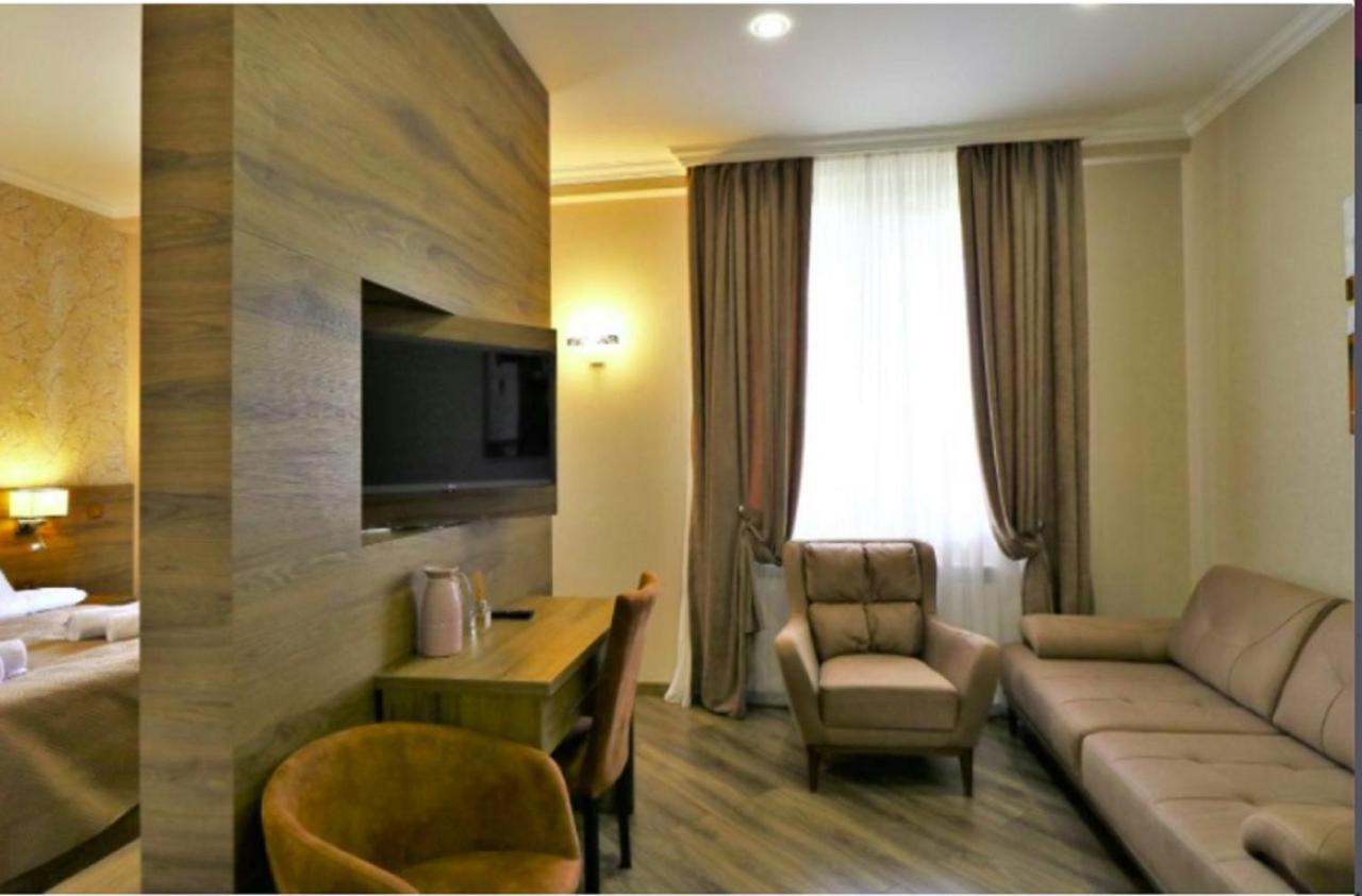 Sunset Tbilisi Luxury ApartHotel Extérieur photo